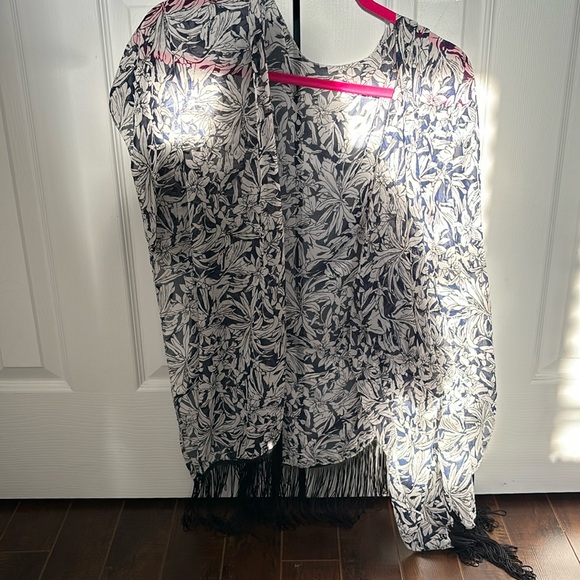 Kimono - Picture 1 of 1